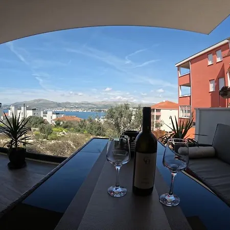 Emadora Apartman